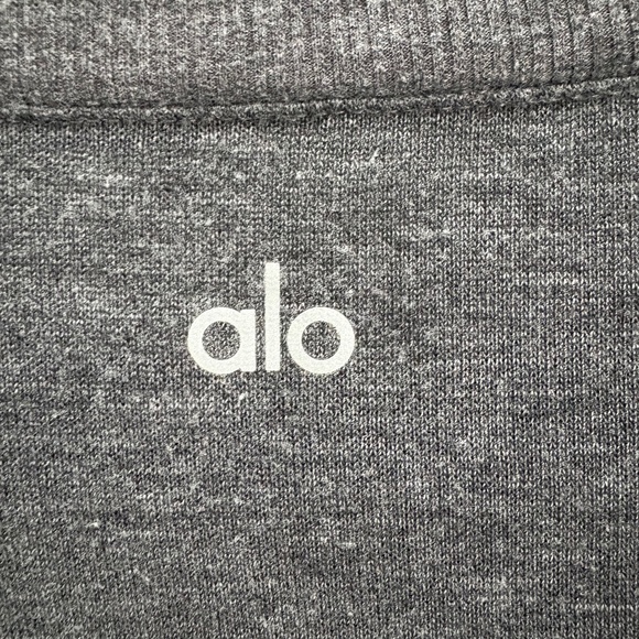 Alo long sleeve - Picture 1 of 6